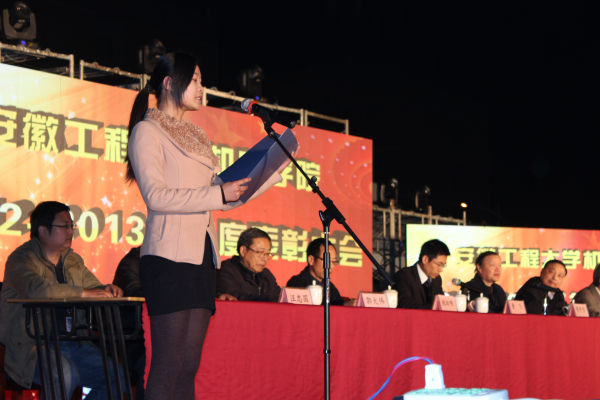 学生代表发表感言