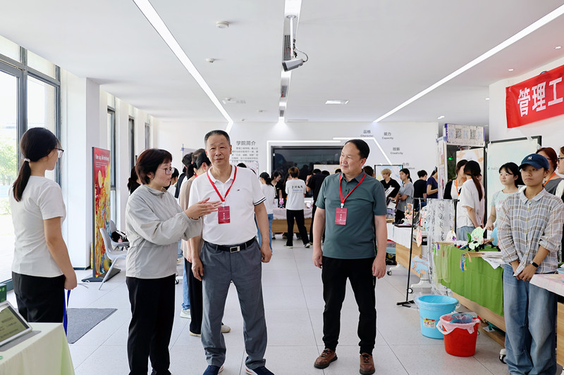 00c763fc6769bb2bada4a32ed31b4a9e_副本.jpg