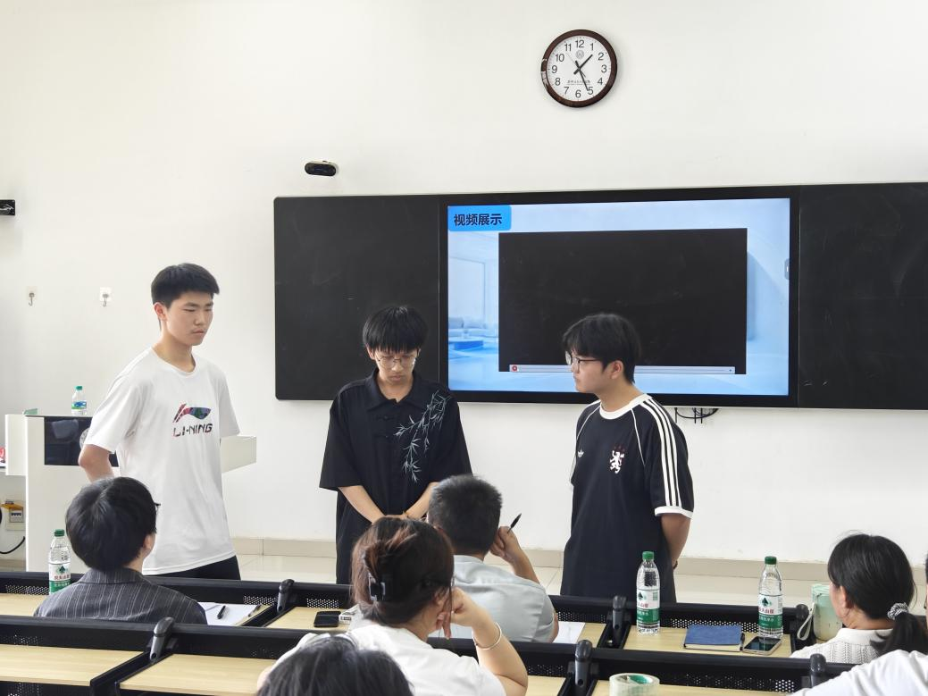 图片2.png 图片2.png