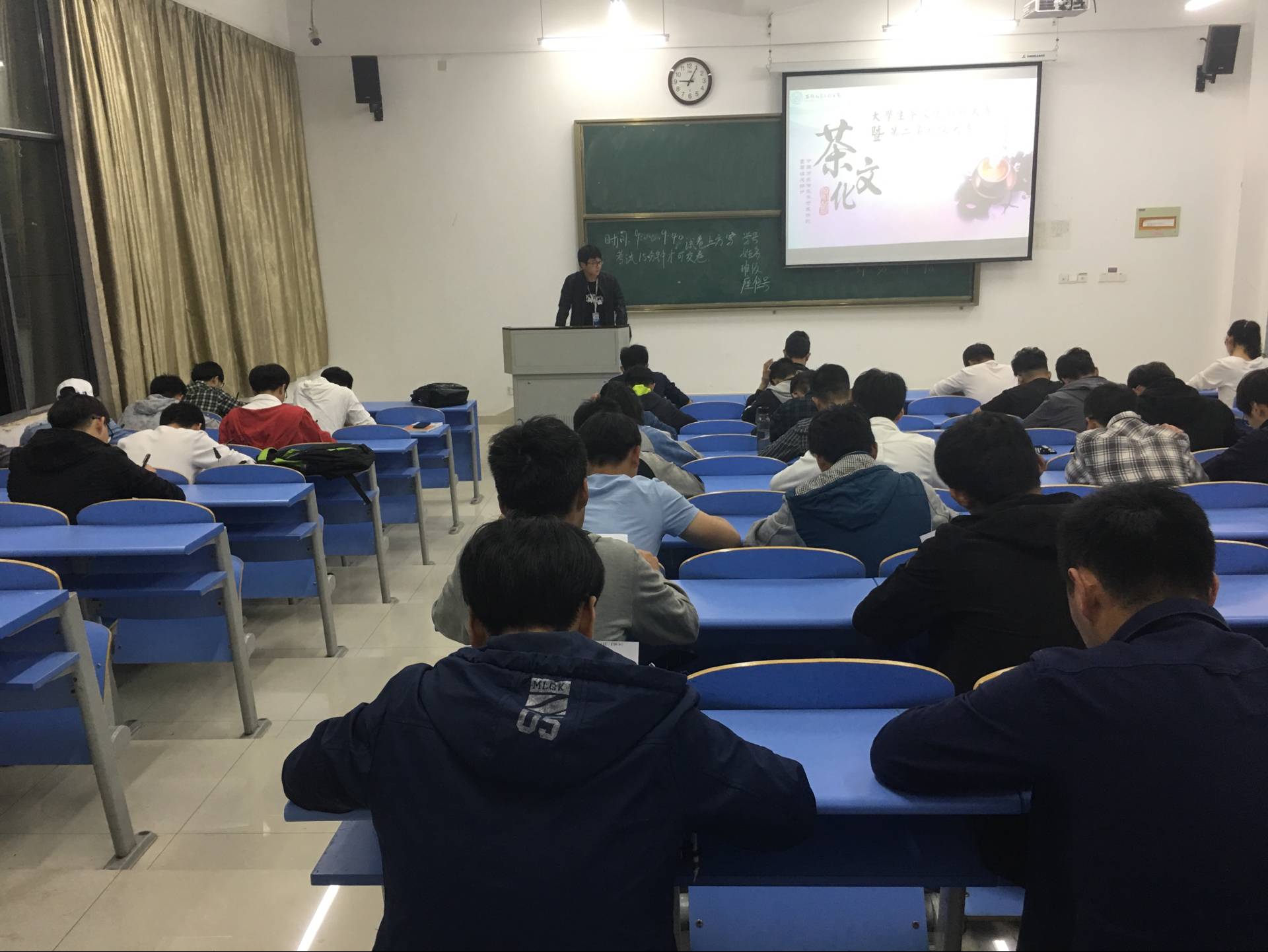 图2.jpg