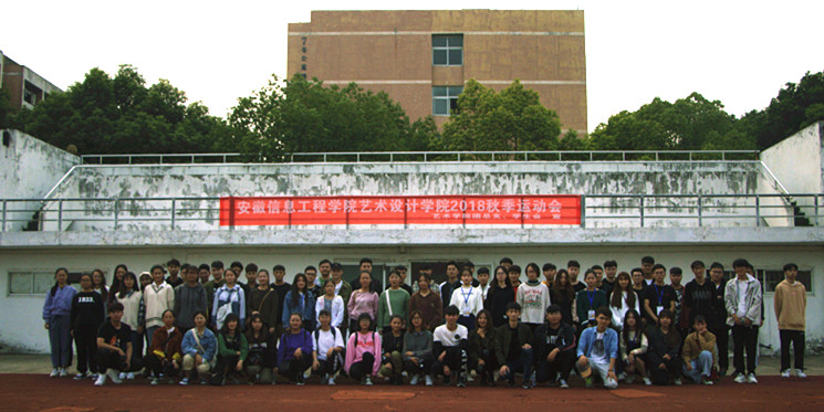 图为选拔赛参与人员合影.jpg