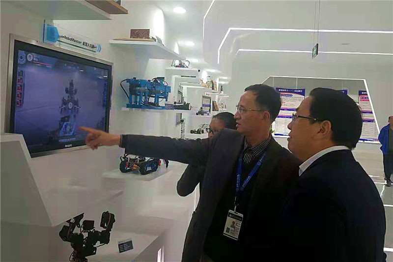 微信图片_20181112100629_副本.jpg