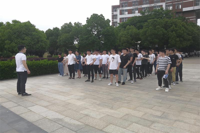 广场图片2.jpg