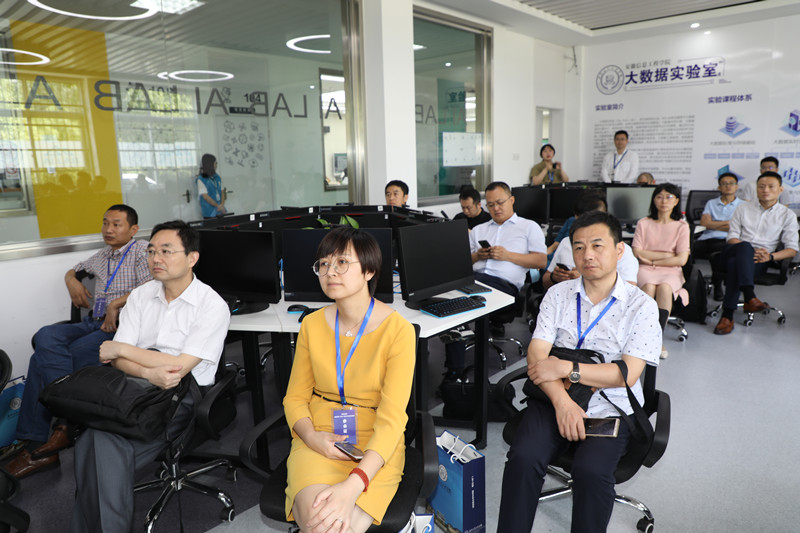 8O2A2417_副本.jpg
