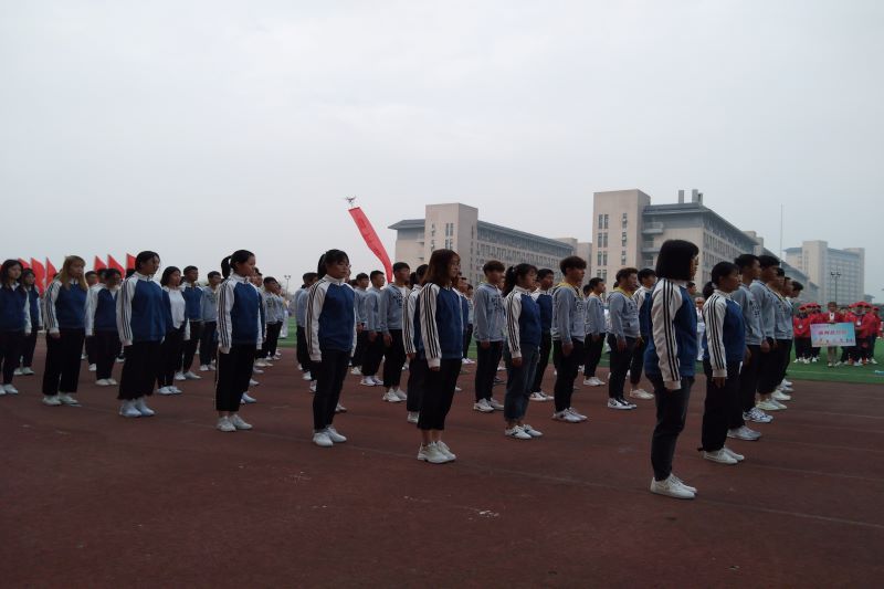 无人机助飞.jpg