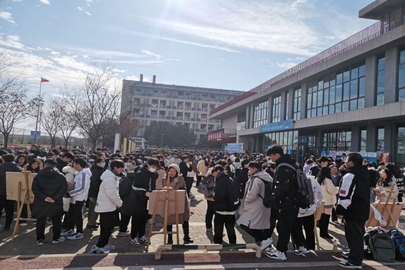 图为路演现场活动照片.jpg