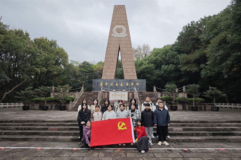 图为活动合影1.jpg