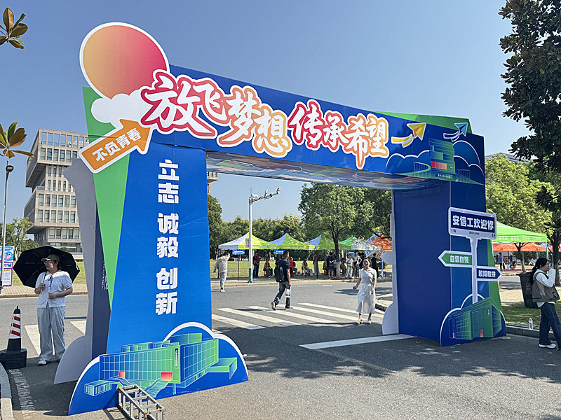 830D0D01B0F9A150BF2CB21ED81246AD_副本.jpg