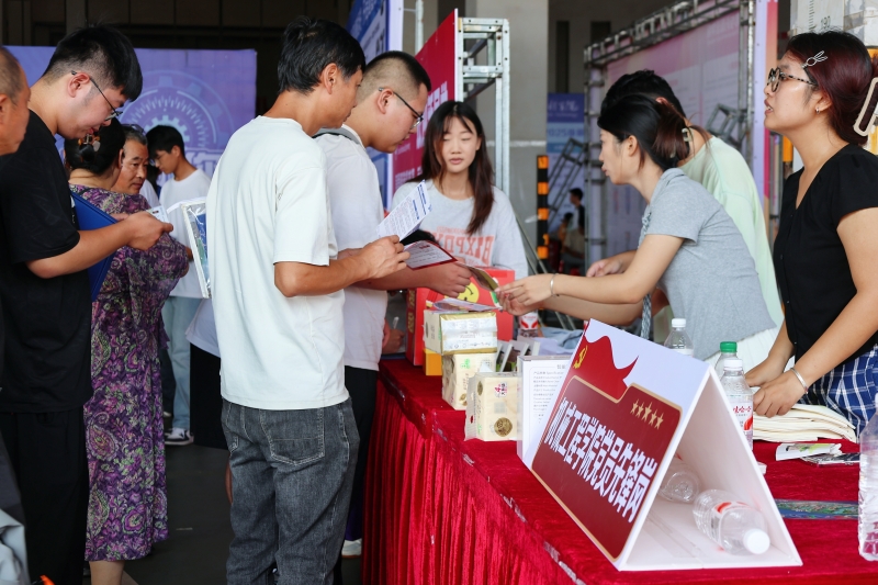 retouch_2025090611354246_副本.jpg