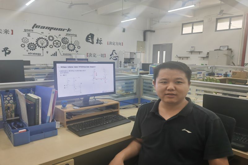 刘传柱：点亮梦想之光 引领学科竞赛之路