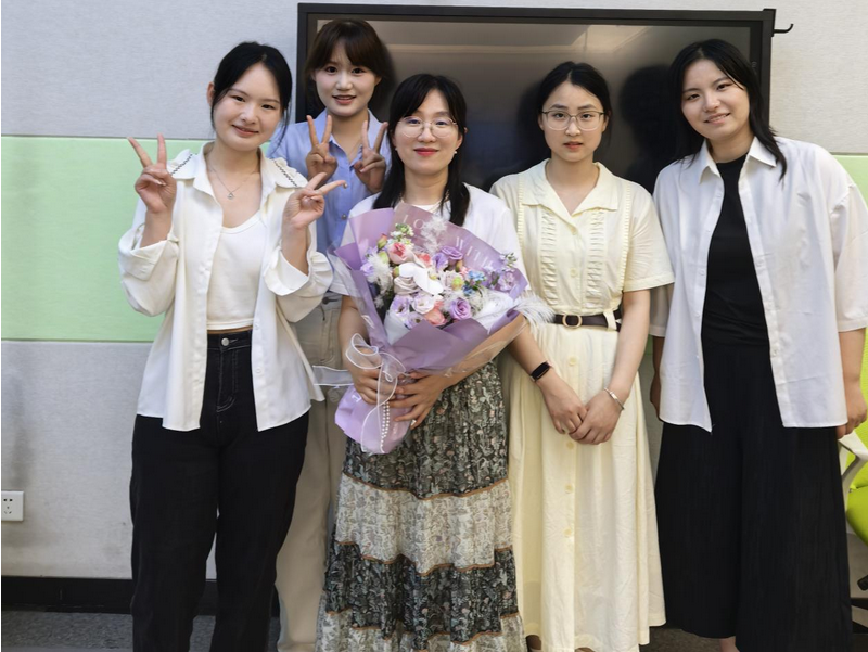 唐静：做学生成长路上的引路人 