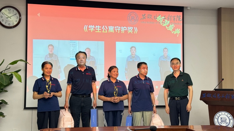2a6bdf2ea6989caeac606b0072615579_副本.jpg