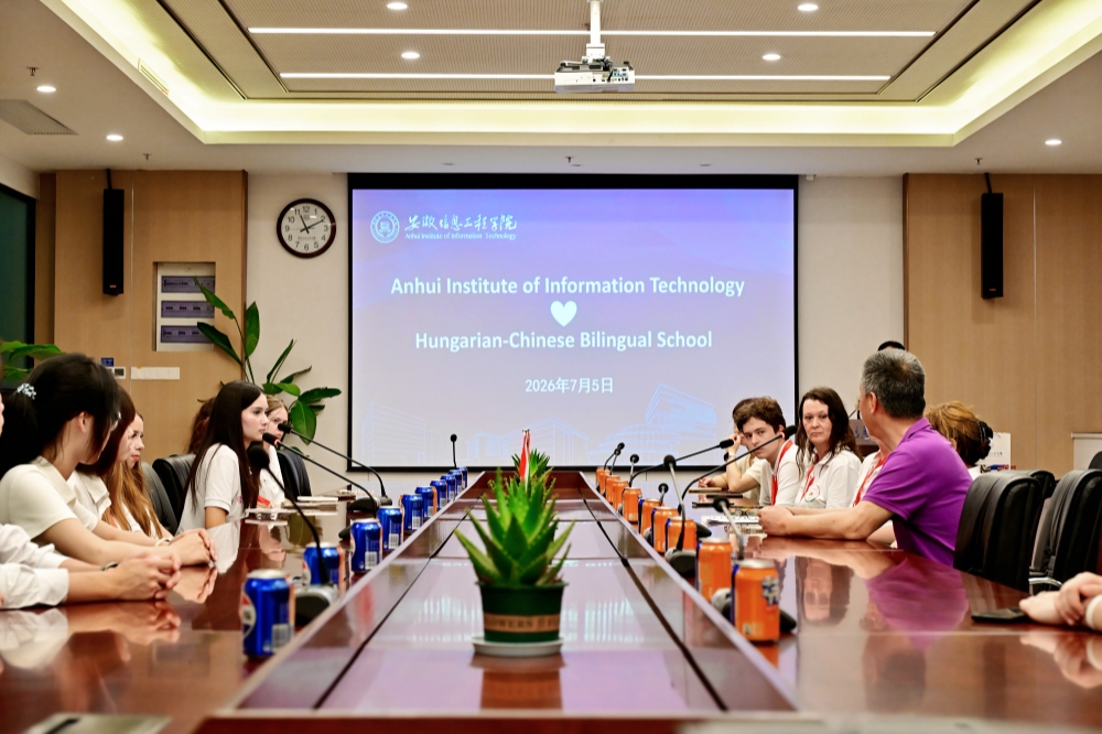 会场_副本.jpg 会场_副本.jpg