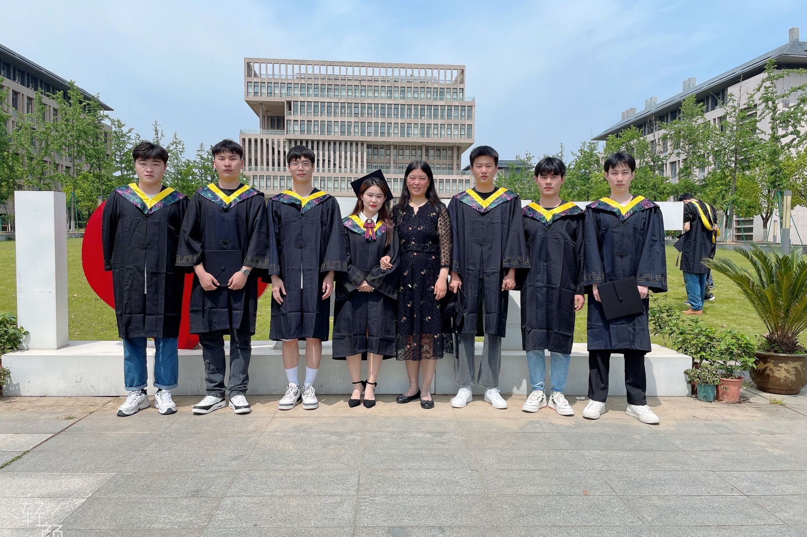 00-19级实习毕设小组-王雪梅.jpg 00-19级实习毕设小组-王雪梅.jpg