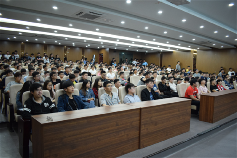 毕业班会1_副本.png