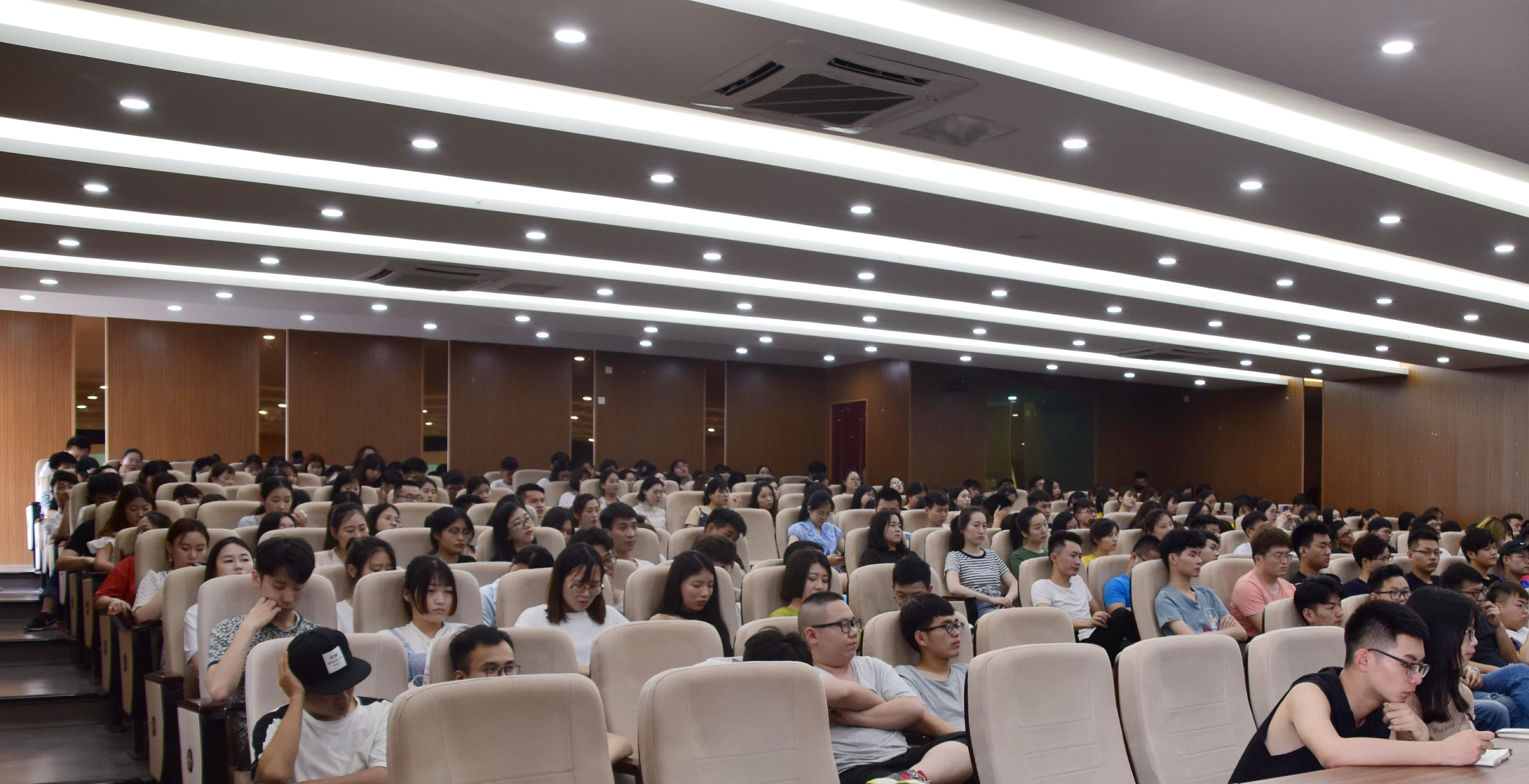 DSC_0660_爱奇艺_副本.jpg DSC_0660_爱奇艺_副本.jpg