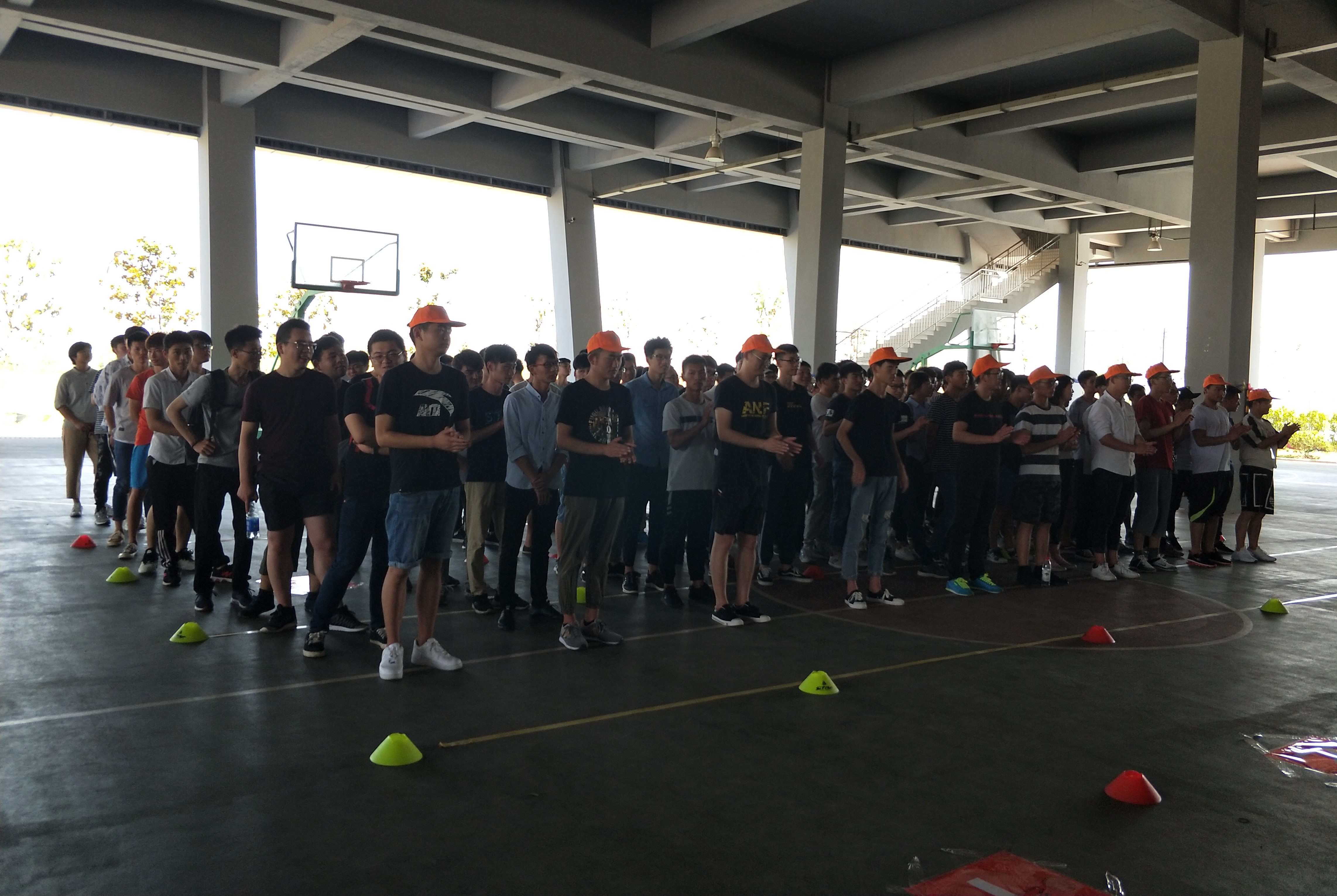 30支队伍蓄势待发.jpg 30支队伍蓄势待发.jpg