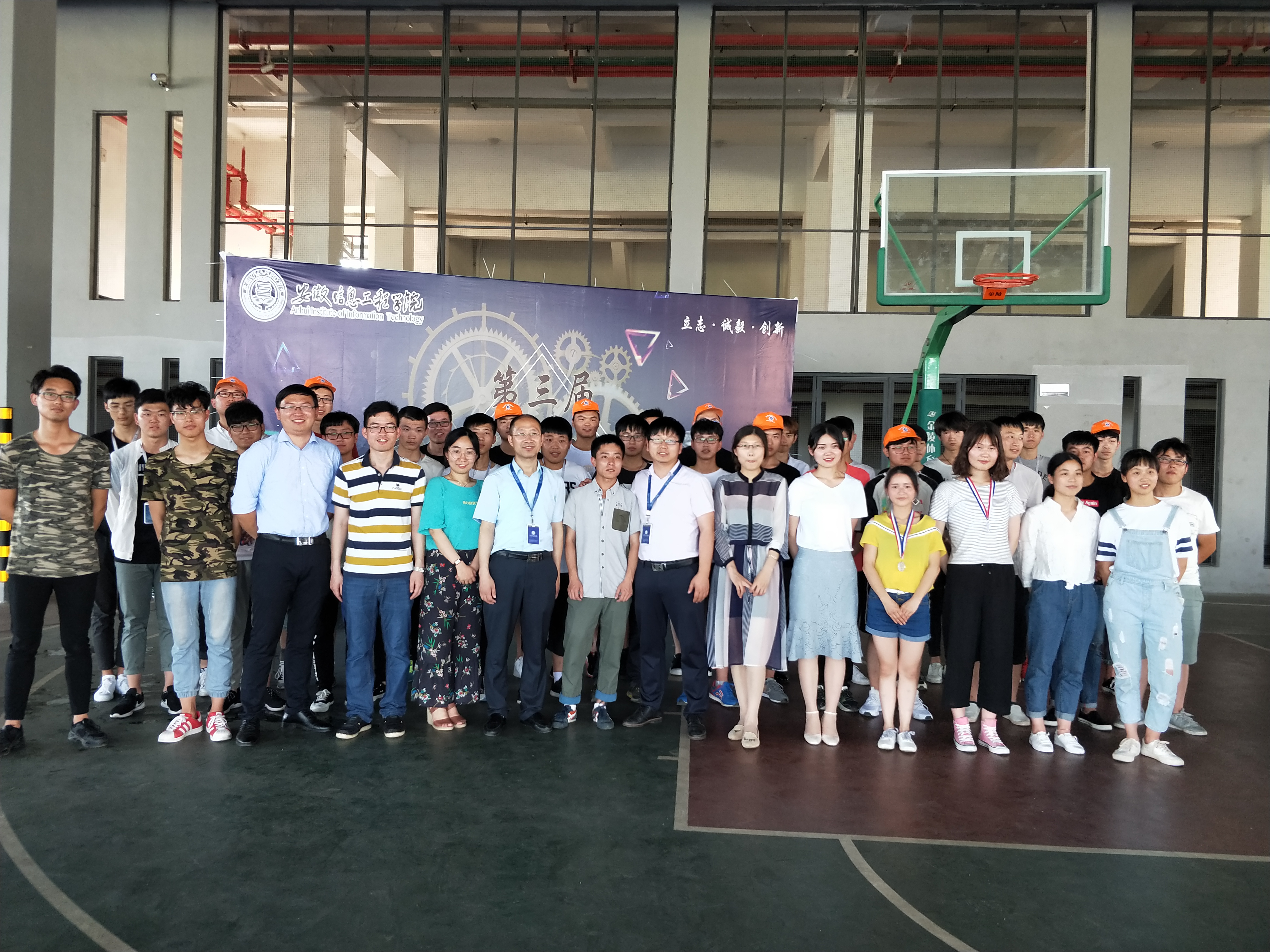 圆满成功.jpg 圆满成功.jpg