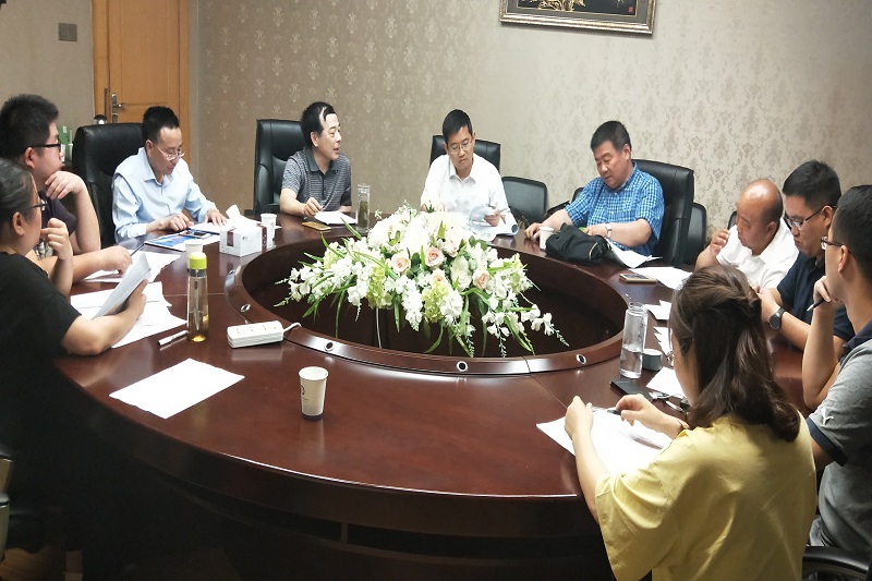 C:\Users\Administrator\Desktop\新闻稿\05.31 5.29培养方案评审会新闻稿\1.jpg