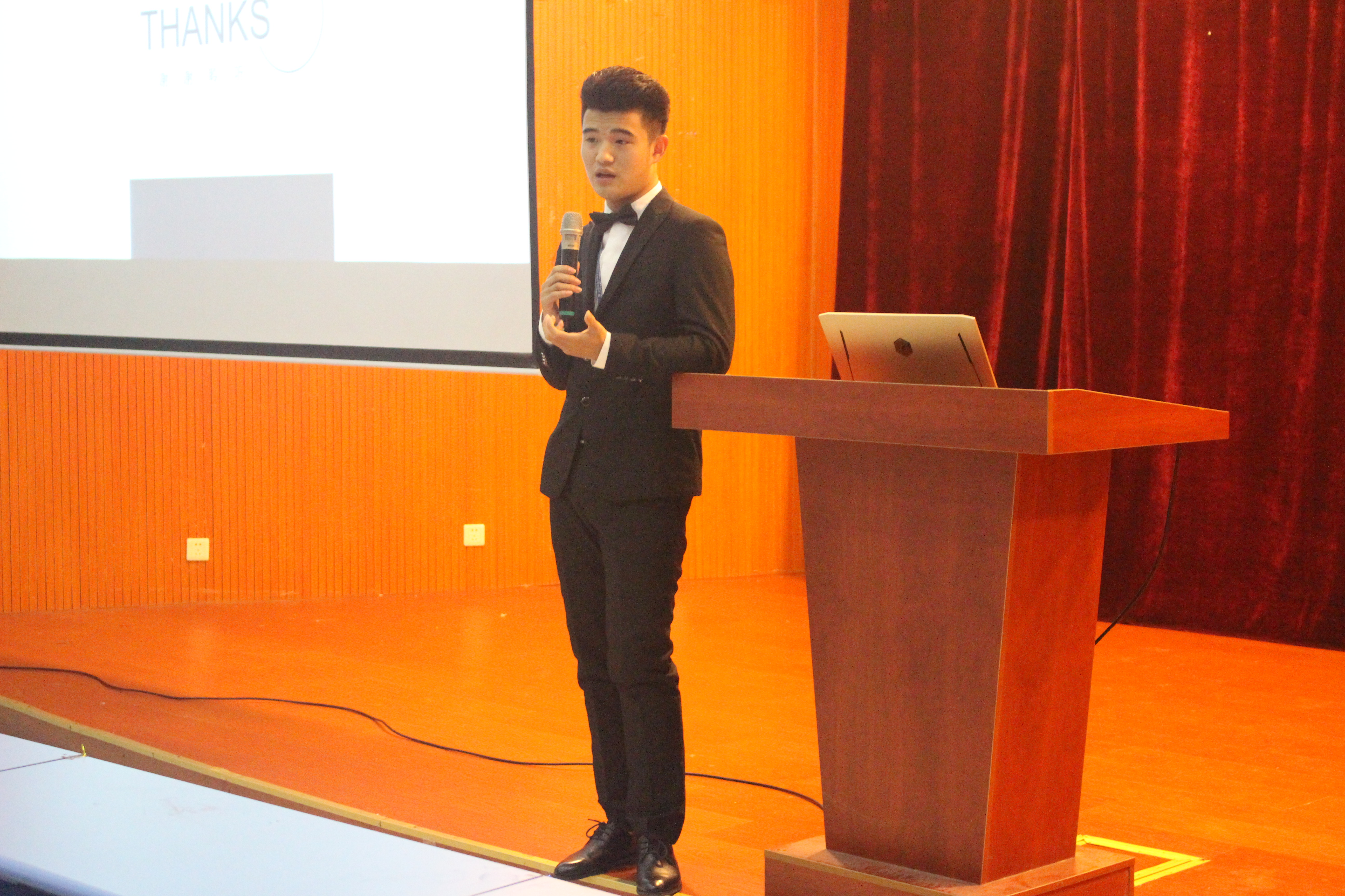 陈琦.png 陈琦.png