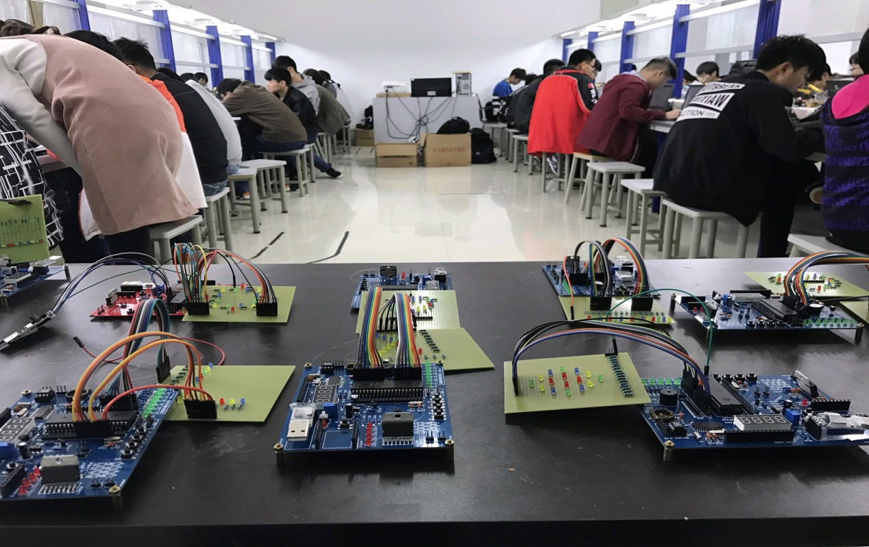 QQ图片20180730190011.png QQ图片20180730190011.png