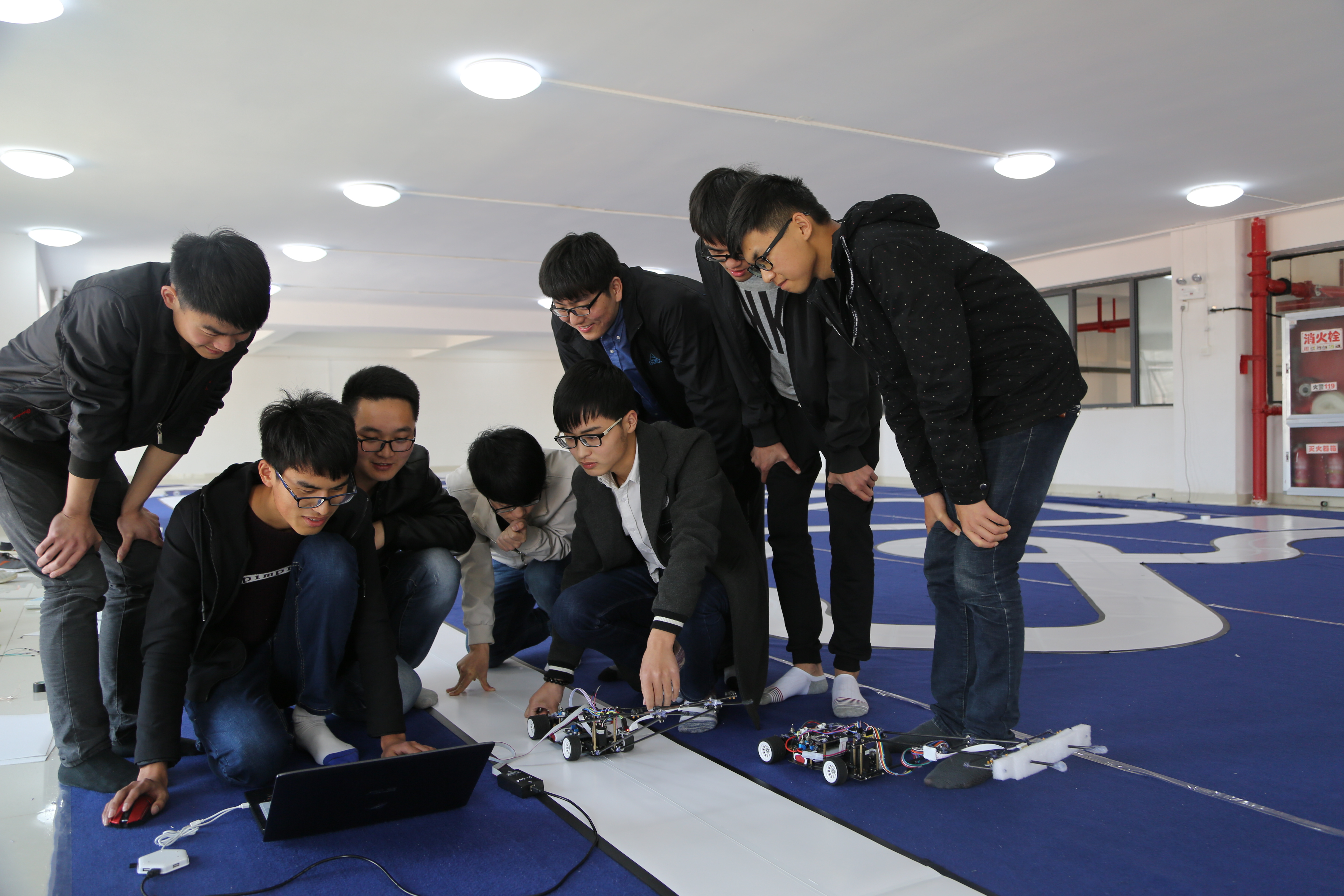 2A0A1824.JPG 2A0A1824.JPG