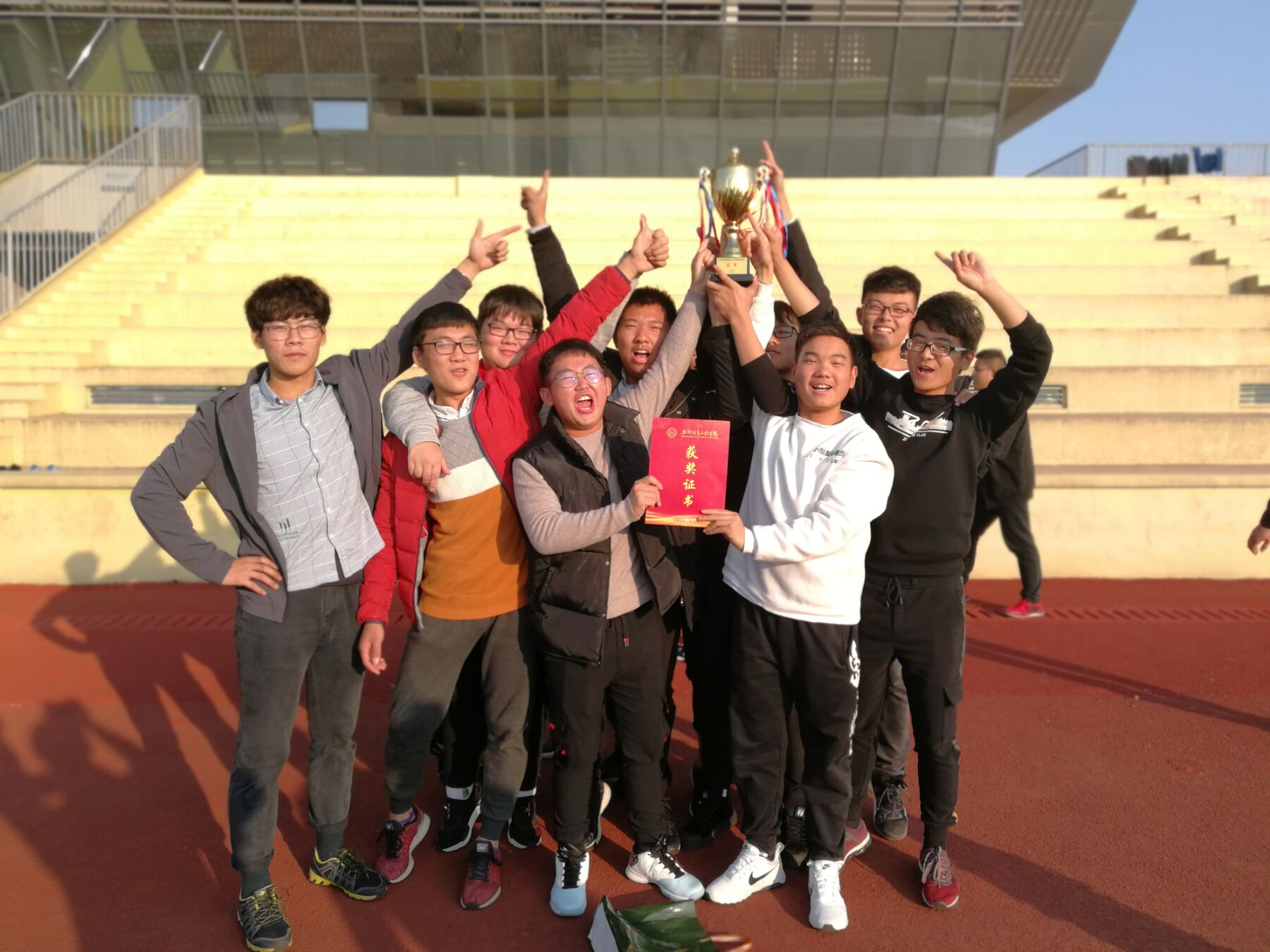 Cache_1d8487a1bbe3315f..jpg Cache_1d8487a1bbe3315f..jpg