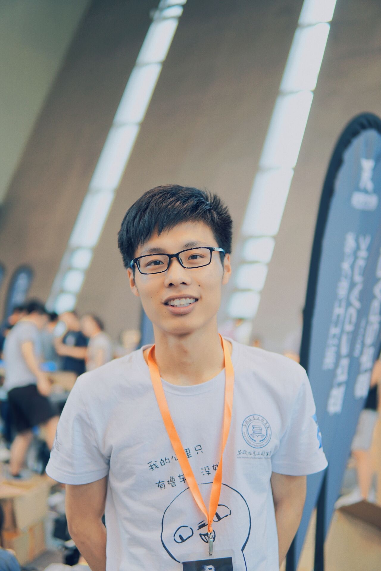 Cache_-f7653ec19c92432..jpg Cache_-f7653ec19c92432..jpg