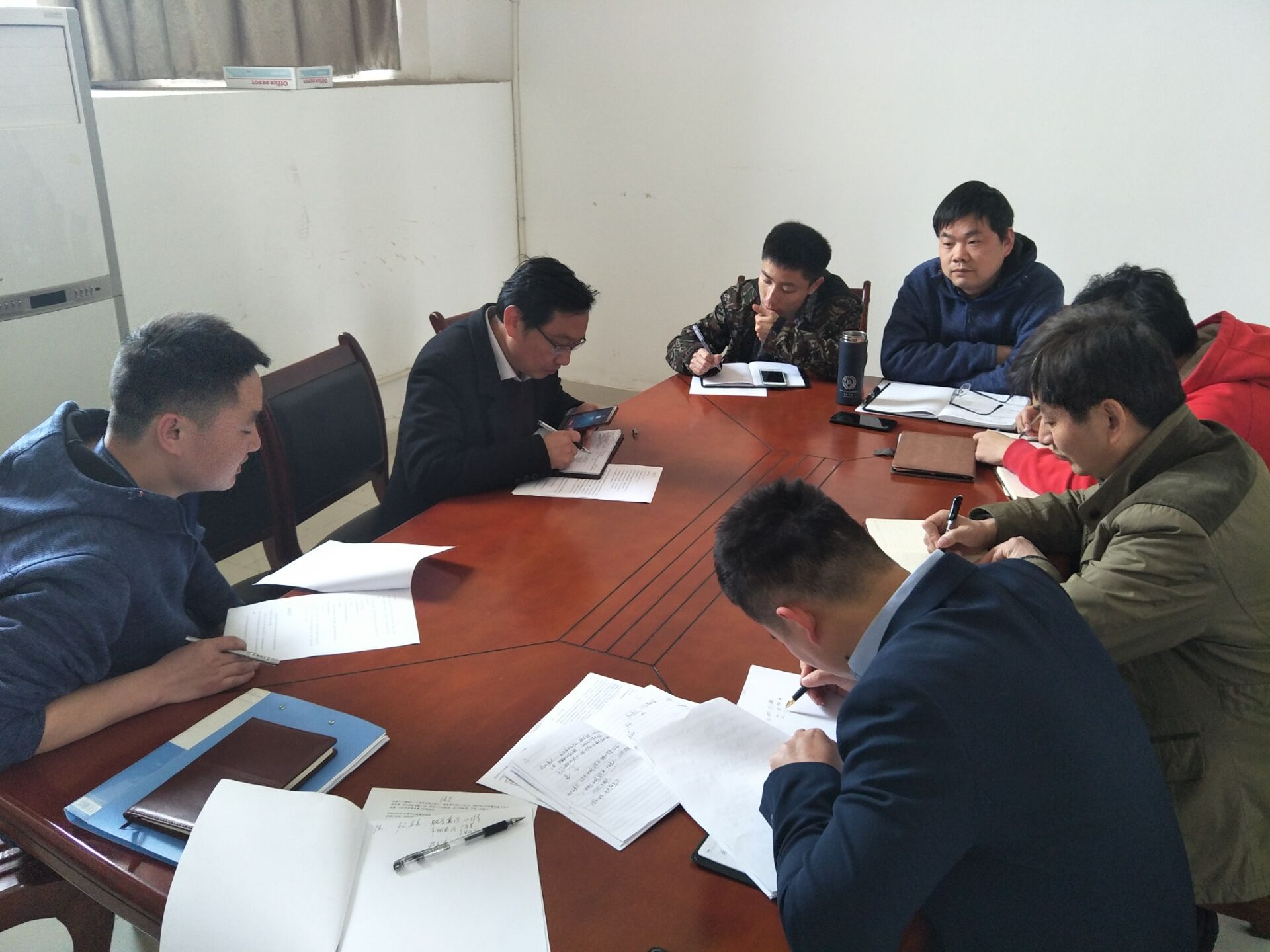 EJ5@DC~FX1O[X8V($~MY(OH.jpg EJ5@DC~FX1O[X8V($~MY(OH.jpg