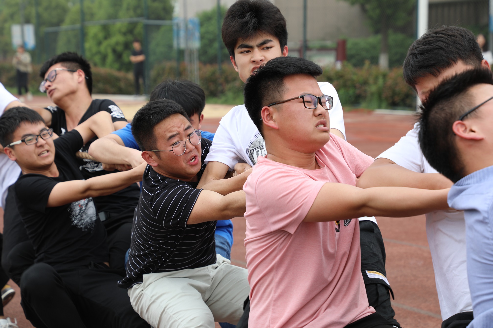 1冠亚军之战:休想撼动我!.jpg 1冠亚军之战:休想撼动我!.jpg