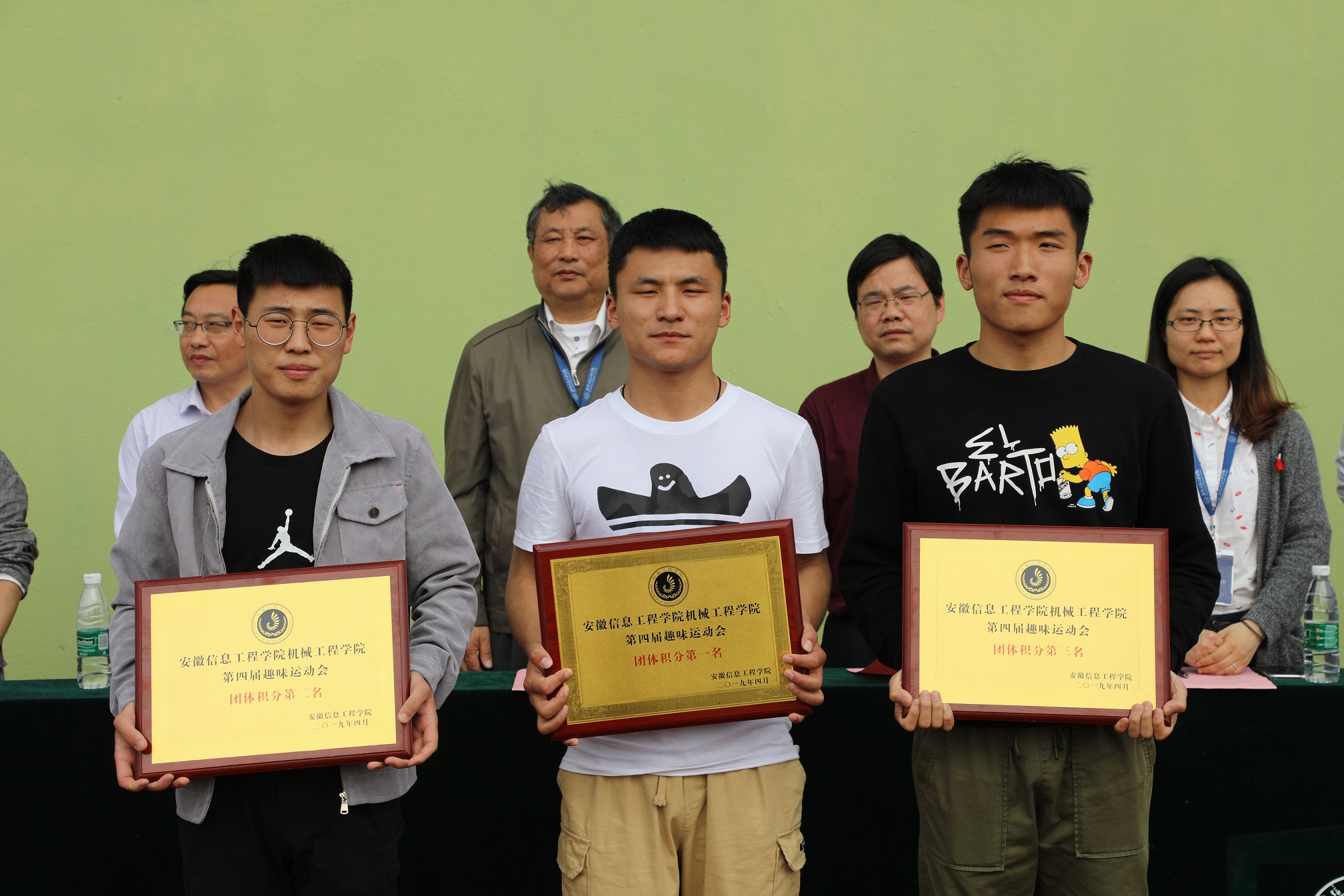 1团体积分前三名班级.jpg 1团体积分前三名班级.jpg