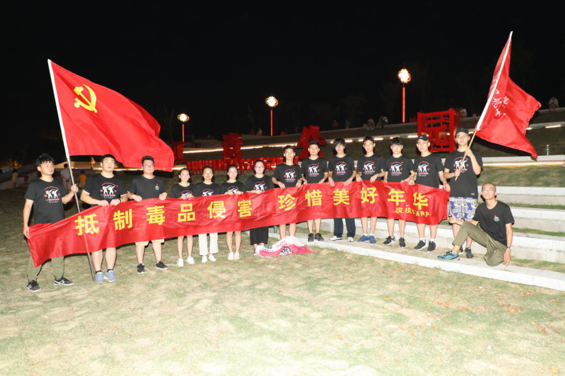 图片4.png 图片4.png