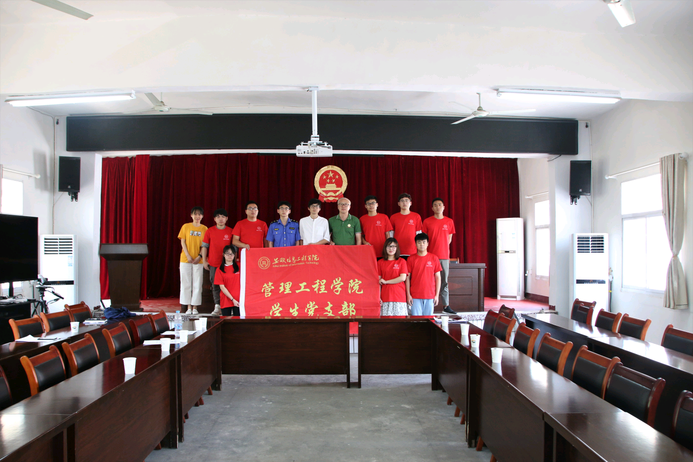 图片1.png 图片1.png