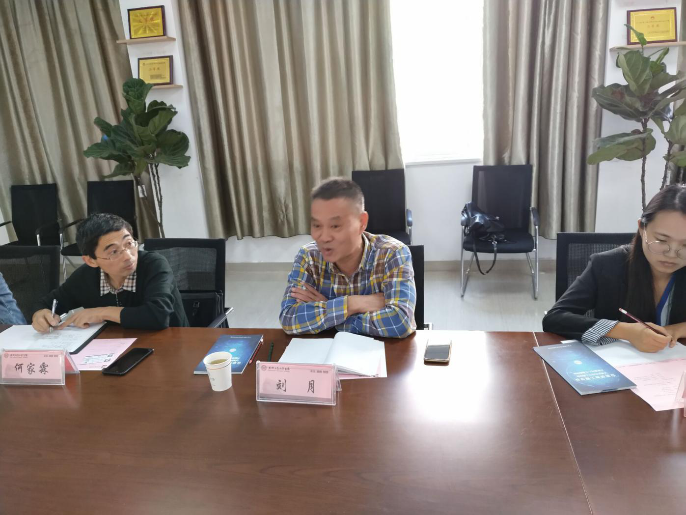 图片2.png 图片2.png