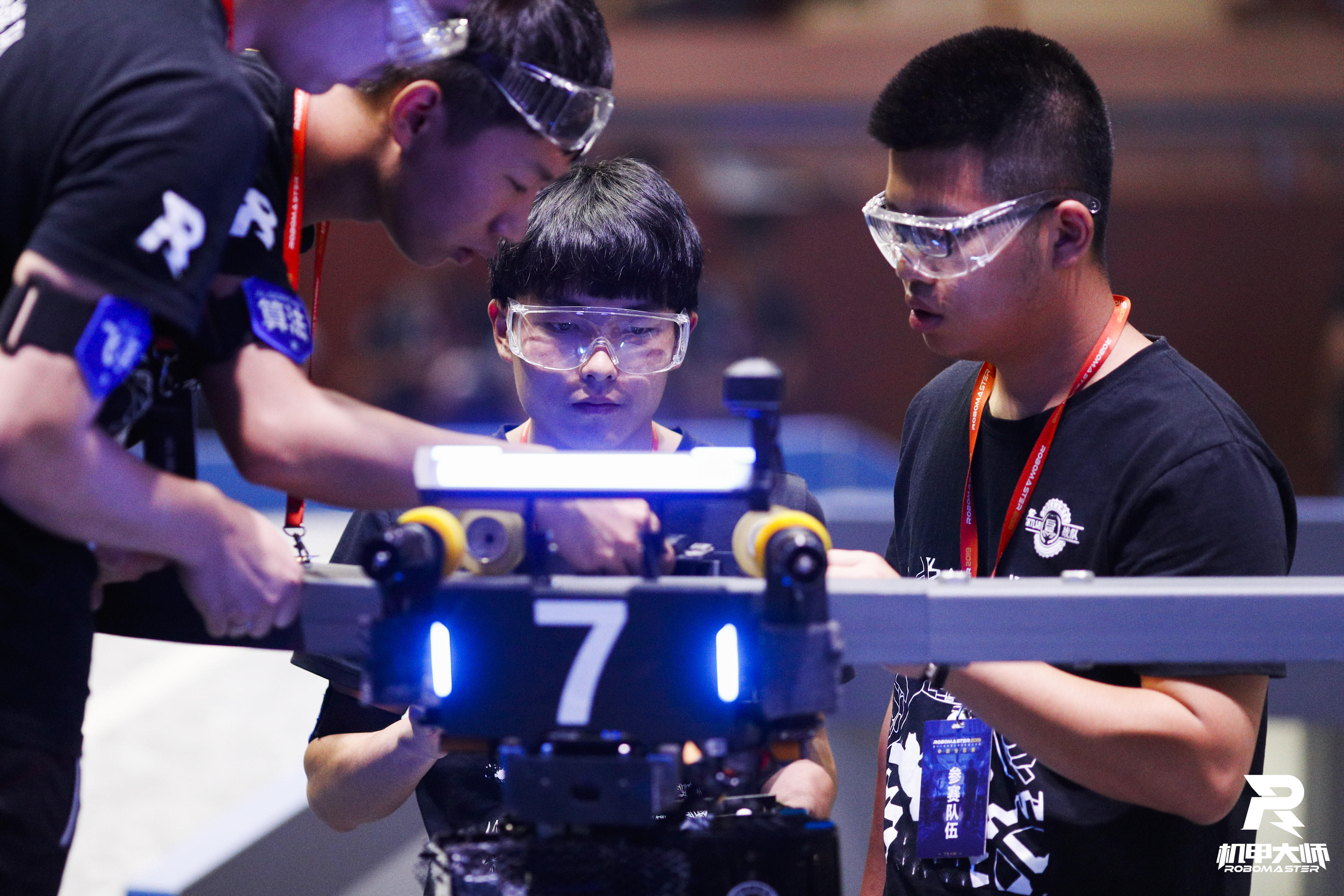 1558805539099.png 1558805539099.png