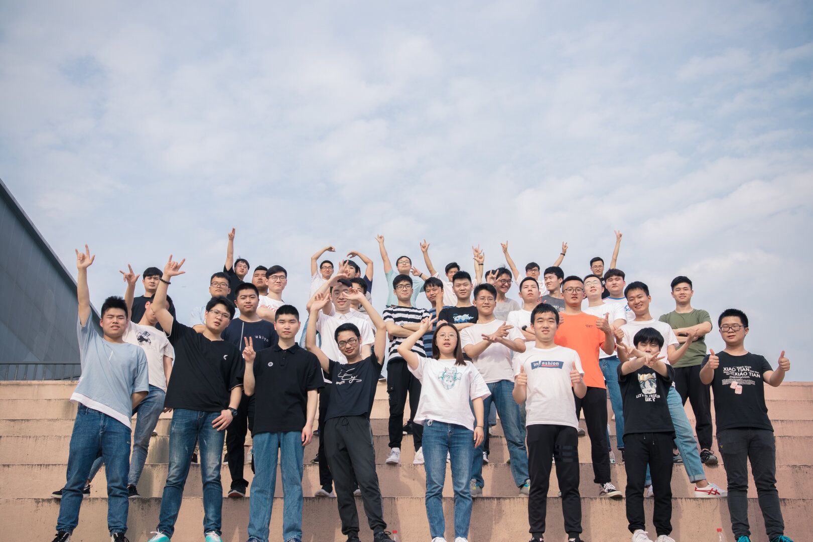 V_J0FYB2XDS%KH1IY}E4NEC.jpg V_J0FYB2XDS%KH1IY}E4NEC.jpg