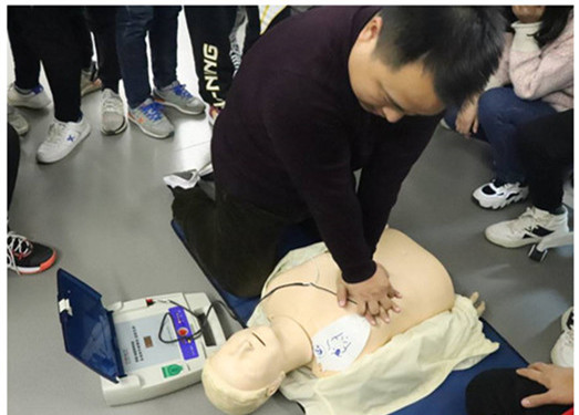 讲师现场演示操作2.jpg 讲师现场演示操作2.jpg