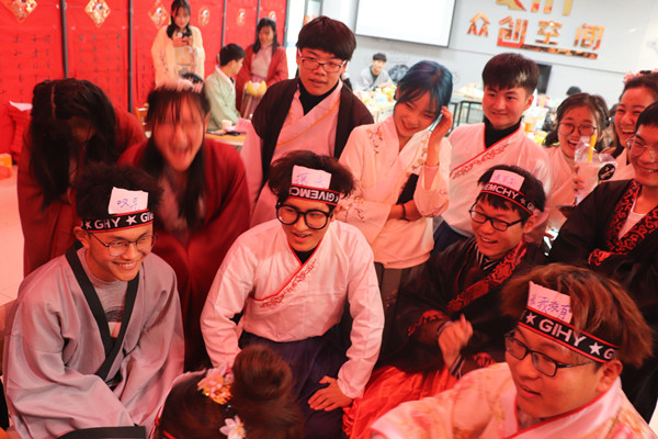 游戏“命名”.JPG 游戏“命名”.JPG