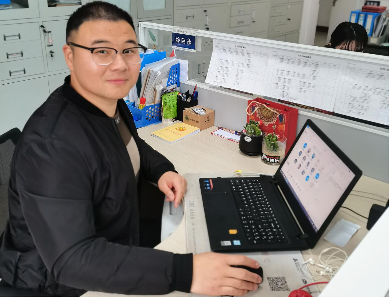 图片2.png 图片2.png