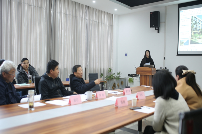 图为评审提问交流.JPG