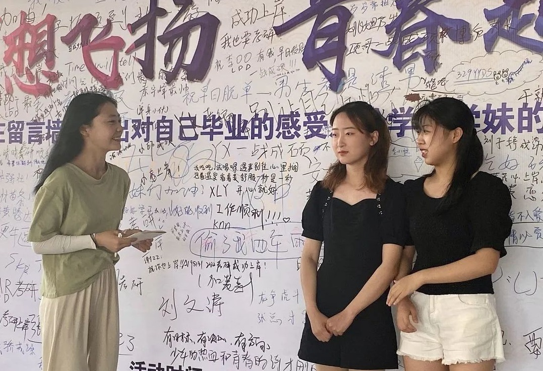 学霸寝室.jpg 学霸寝室.jpg