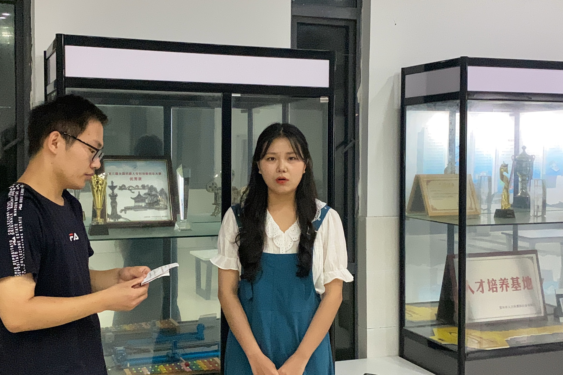 夏雪晴.jpg 夏雪晴.jpg