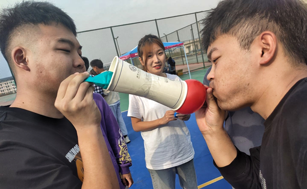 气球接力.png 气球接力.png