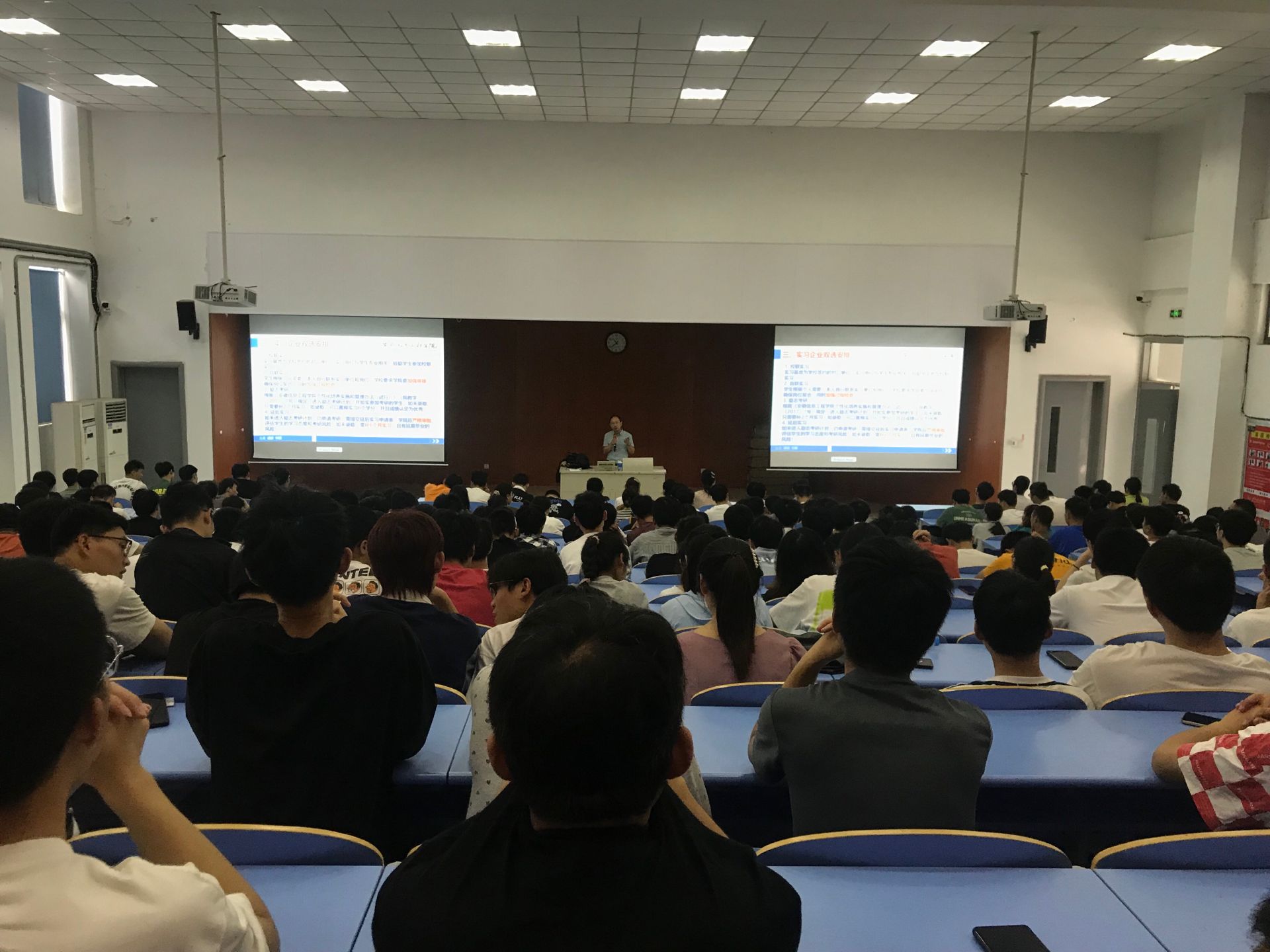 9E068B161722ACC0367AA90D633792F4.png 9E068B161722ACC0367AA90D633792F4.png