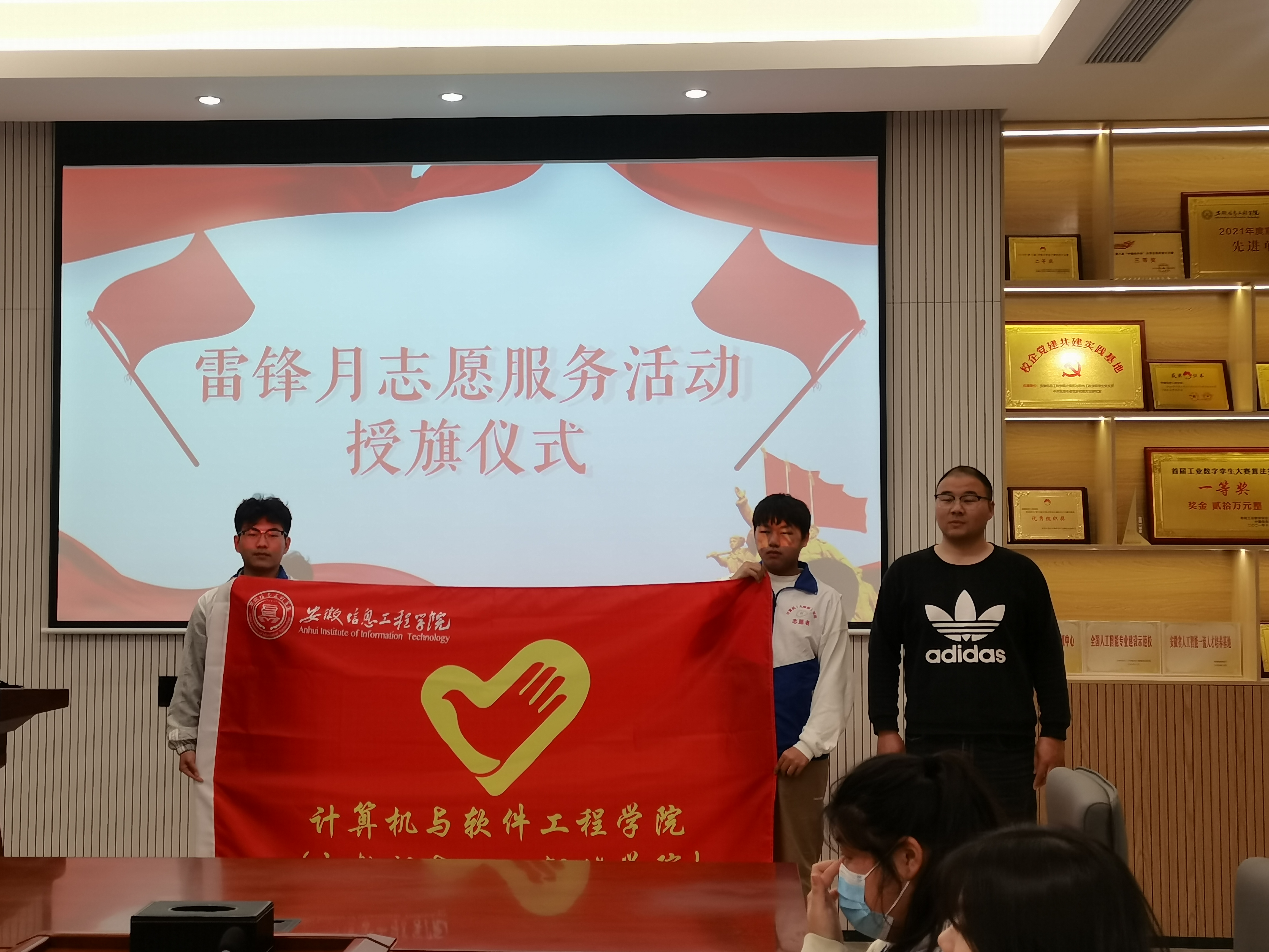 图片4.jpg 图片4.jpg