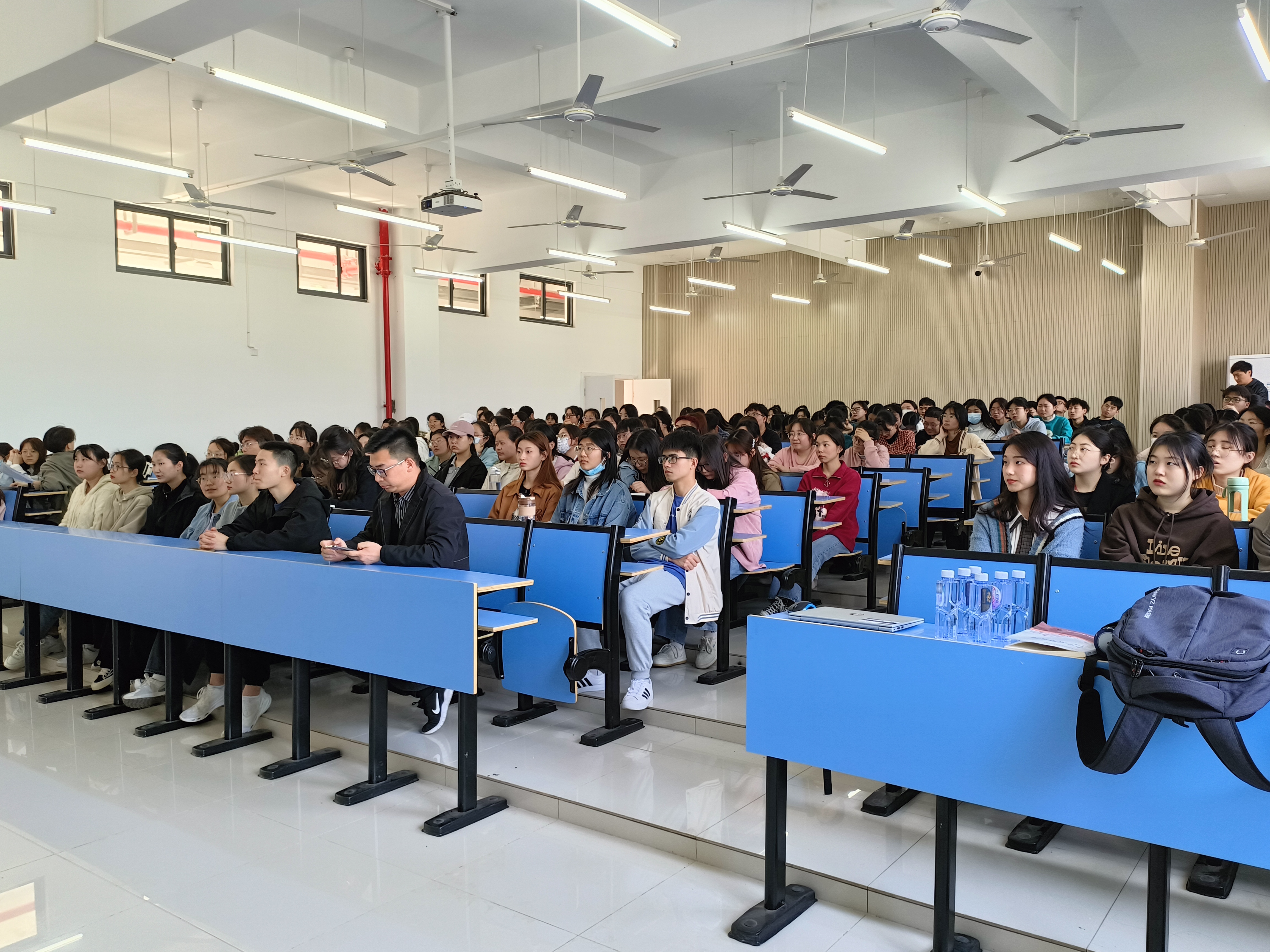 CFC3FE7AC9FD088CFABB544C7C95FB48.jpg CFC3FE7AC9FD088CFABB544C7C95FB48.jpg