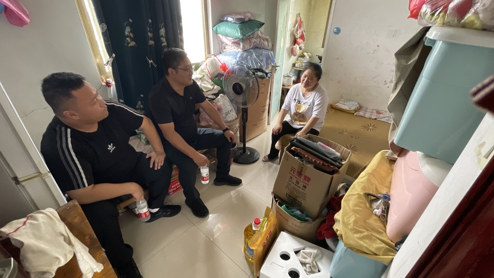 资助1.jpg 资助1.jpg