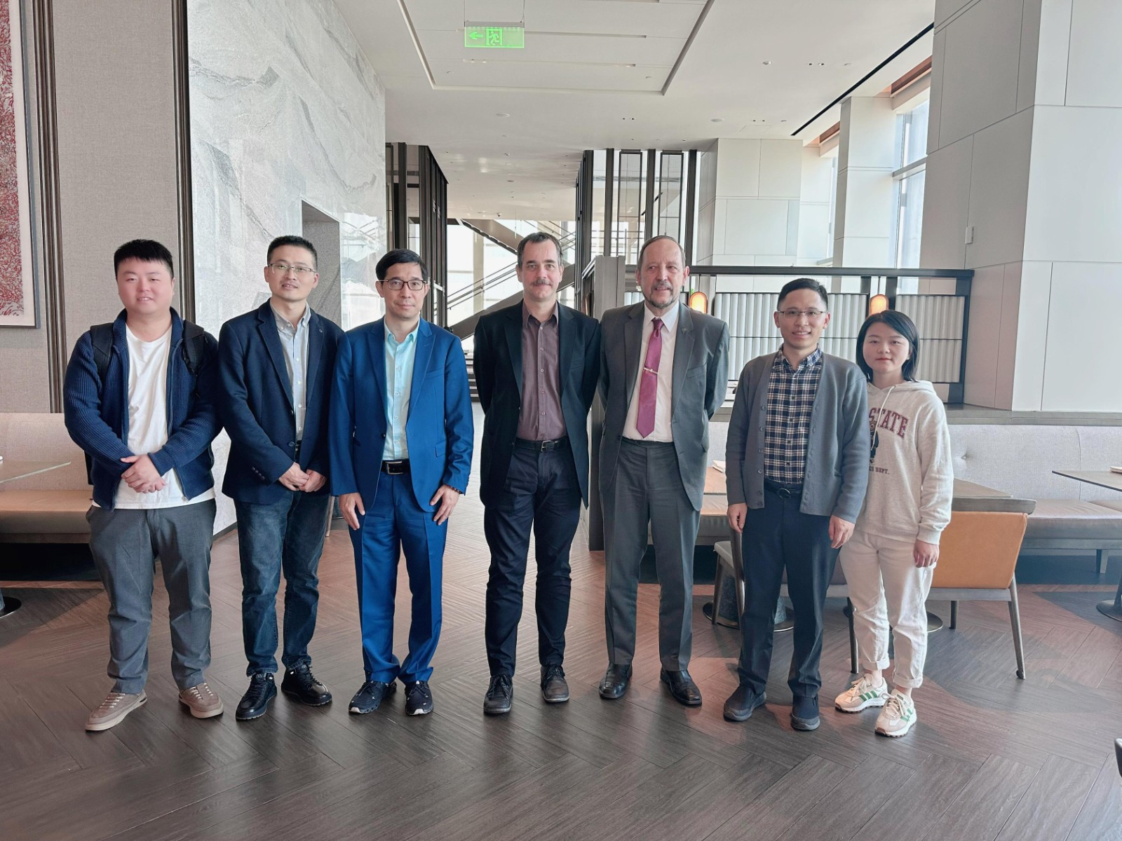 图片11.jpg 图片11.jpg