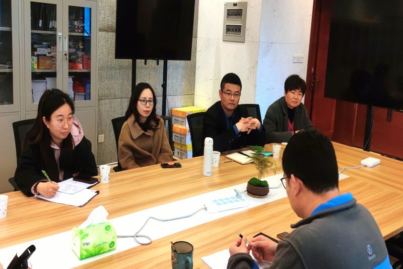 图为交流现场.jpg 图为交流现场.jpg