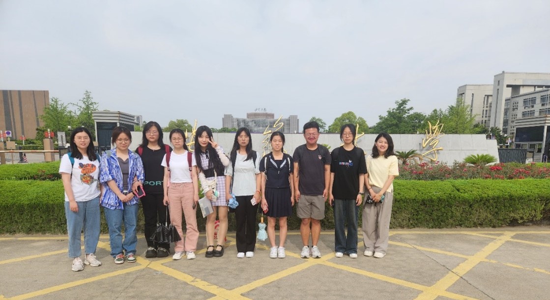 图片2.jpg 图片2.jpg